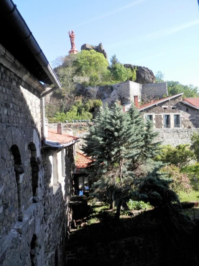 Chambres D'Hotes La Prevote - Ancien Couvent Contre La Cathedrale Le Puy-en-Velay Exterior photo